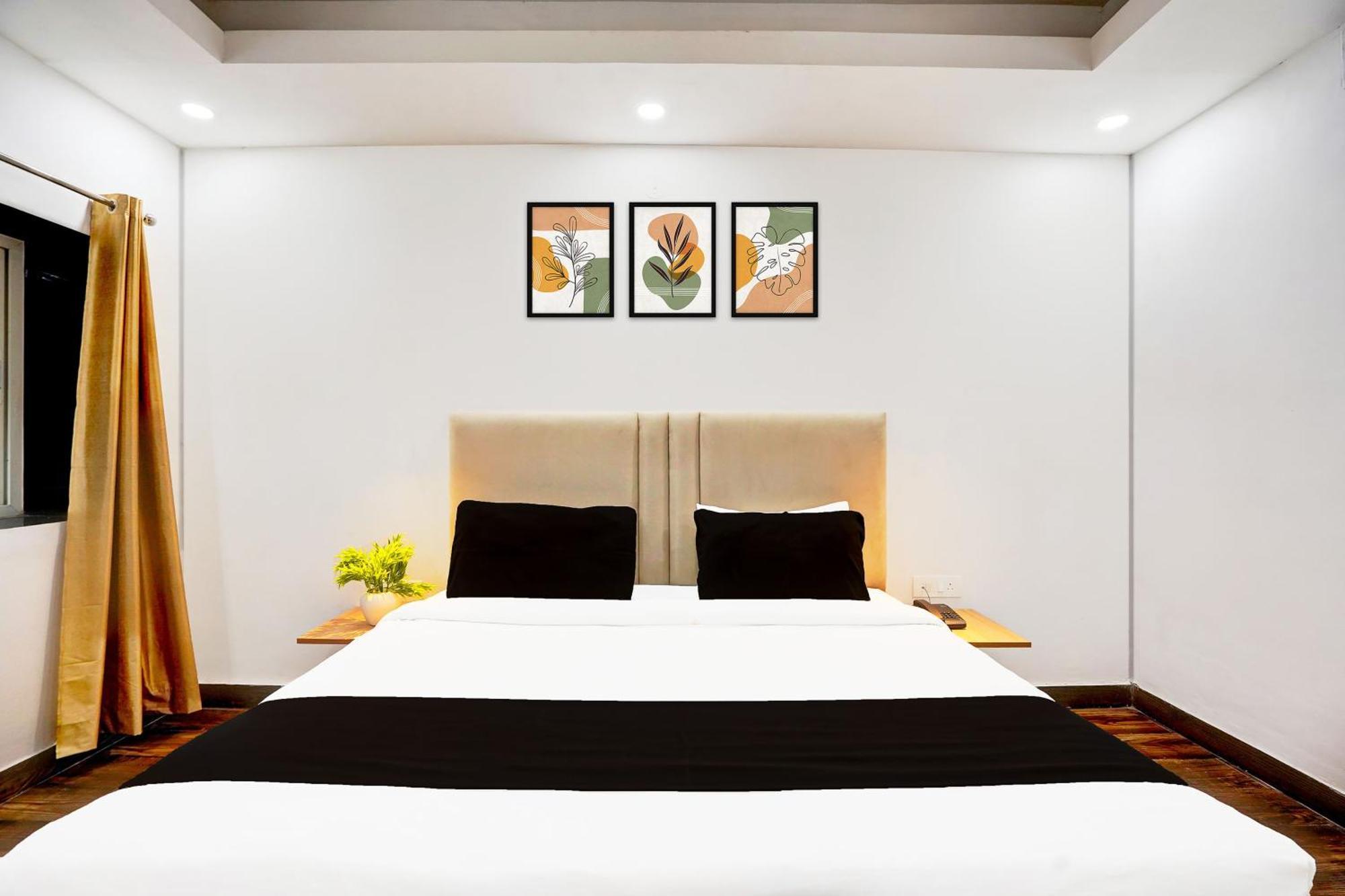 Super Townhouse Sector 104 Noida Hotel Exterior foto